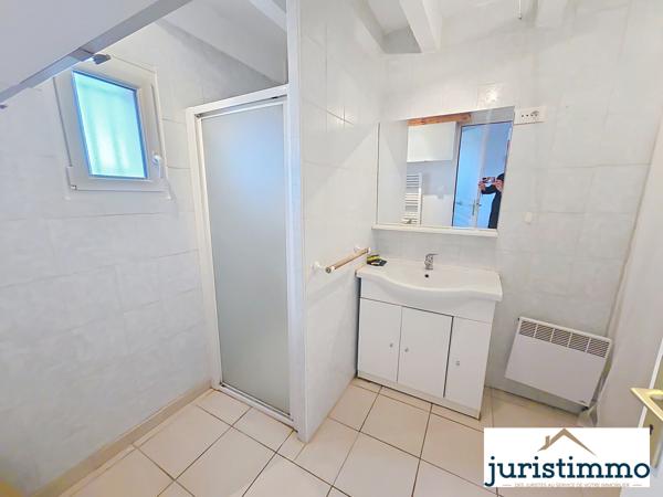 Sault (84390) CHARMANTE MAISON A RENOVER DE PLAIN PIED VE SON CABANON