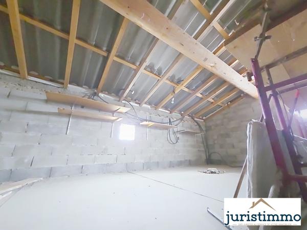 Sault (84390) CHARMANTE MAISON A RENOVER DE PLAIN PIED VE SON CABANON