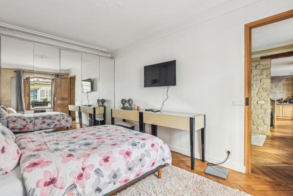 Grenelle-carrefour croix rouge : Appartement 64 M2- 2 chambres