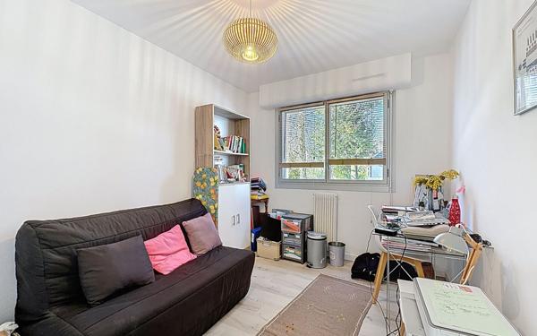 Appartement à vendre    3 pièces •  Pau