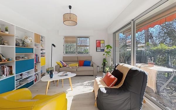 Appartement à vendre    3 pièces •  Pau