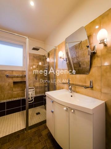 Maison à Chartres, 28000 - 6 pièces 131m²