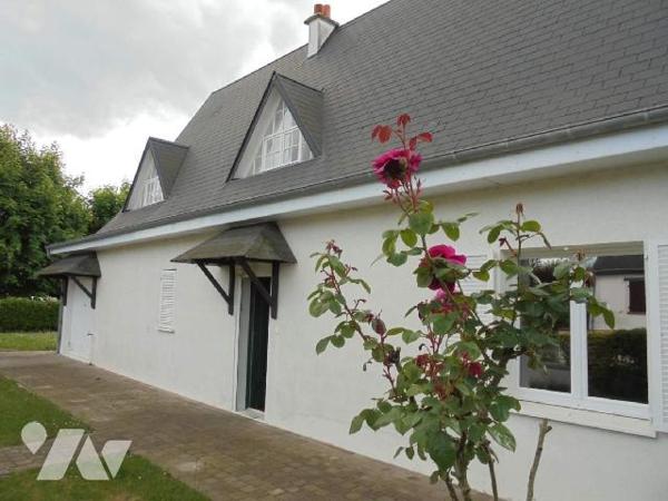 Pavillon à Beaugency, Loiret (45), en bon état d'entretien, situé dans le quartier très recherc...
