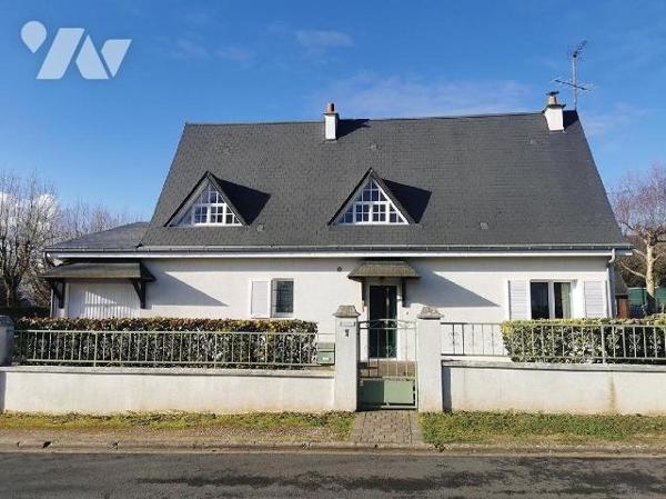 Pavillon à Beaugency, Loiret (45), en bon état d'entretien, situé dans le quartier très recherc...