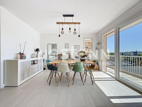 MANDELIEU - A VENDRE APPARTEMENT 3/4P - RENOVE - 2 PARKINGS - SANS VIS-A-VIS