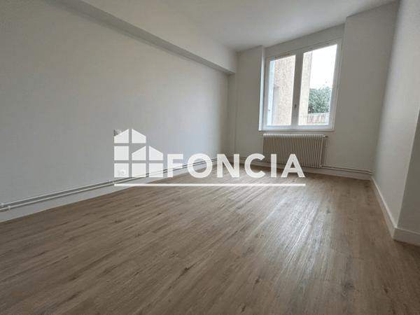 Location Appartement 2 pièces 50.44 m² - 16 RUE ALSACE LORRAINE Poitiers 86000