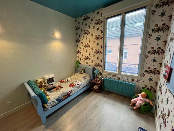 Maison de ville Vichy 7 pièce(s) avec garage et cour intérieure