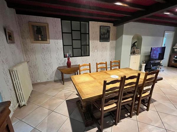 Maison de ville Vichy 7 pièce(s) avec garage et cour intérieure