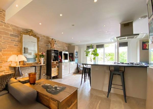 CHARTRES Centre-ville sur secteur Gabriel Péri, Maison de ville idéale grande famille avec beau jardin