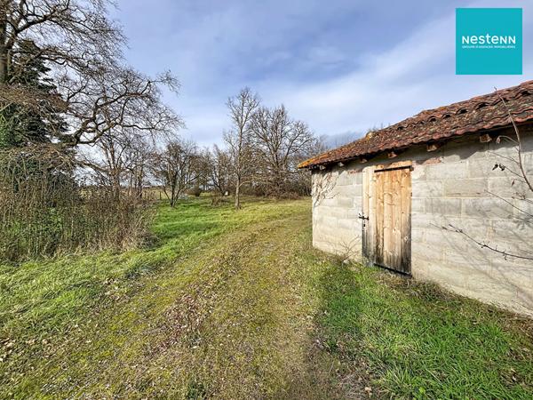 SAINT PAUL D'UZORE 42600 - Environnement calme - Maison 120 m² à rénover - Terrain 4300 m²