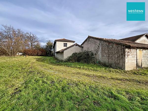 SAINT PAUL D'UZORE 42600 - Environnement calme - Maison 120 m² à rénover - Terrain 4300 m²