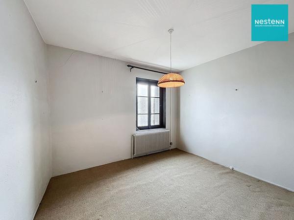 SAINT PAUL D'UZORE 42600 - Environnement calme - Maison 120 m² à rénover - Terrain 4300 m²