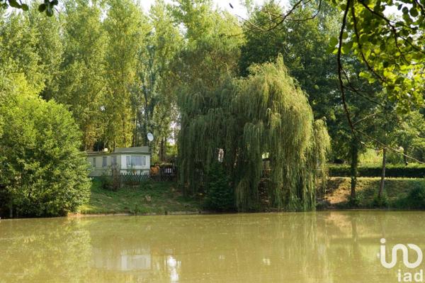 Camping à vendre 50 000 m² Estang