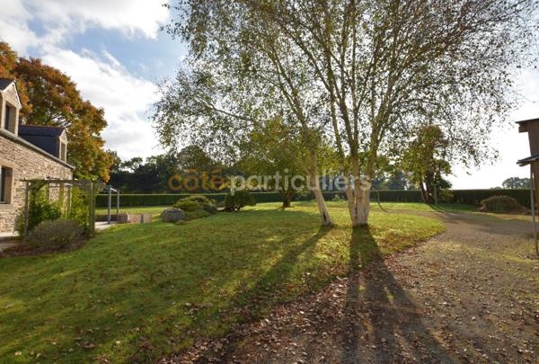 Vente Maison181 m² - 7 Pièces - PLOUDANIEL (29260)