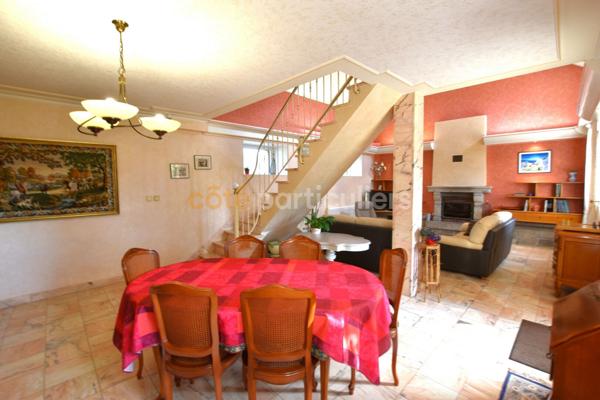 Vente Maison181 m² - 7 Pièces - PLOUDANIEL (29260)