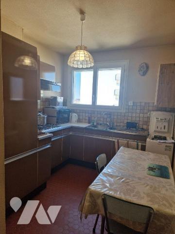 A VENDRE sur la commune de SAINT ANDRE LES VERGERS - Appartement T3 lumineux - au 7ème étage av...