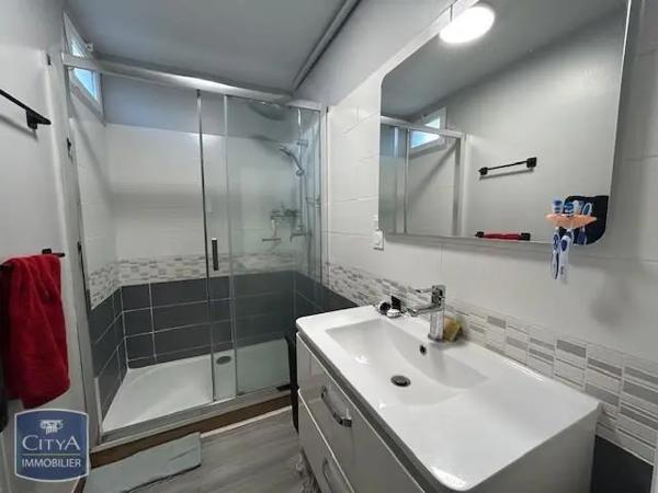 Appartement à louer 2 pièces 58m²