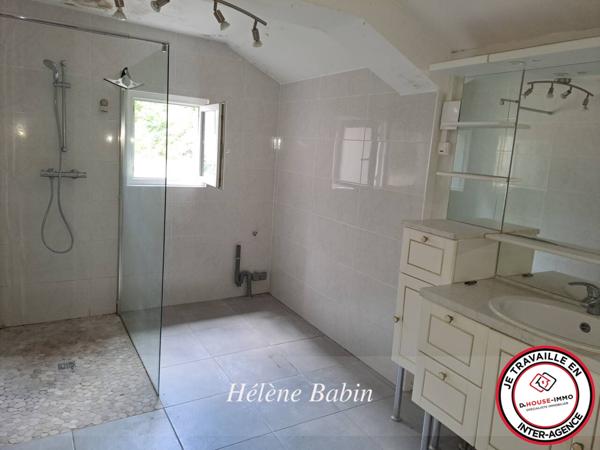 Immeuble à vendre 10 pièces de 240 m²
