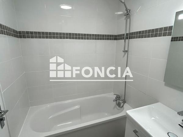 Location Appartement 2 pièces 46.47 m² - 1 BIS RUE DU MARECHAL FOCH Limay 78520