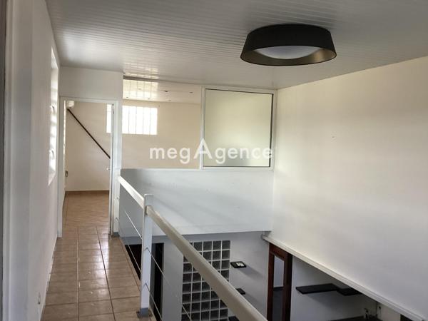 Maison à CAYENNE, 97300 - 4 pièces 165m²