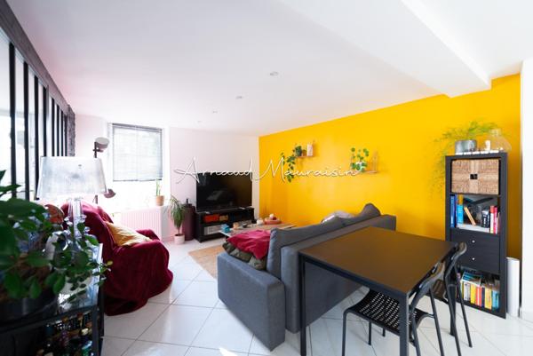 Maison de ville en triplex avec garage !