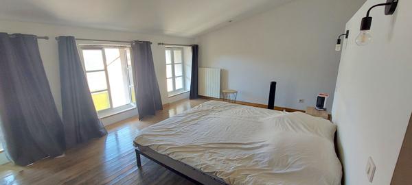 MAZERES BELLE ET GRANDE MAISON DE VILLE AVEC TERRASSE