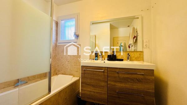 Maison de lotissement T4 79 m2 avec jardin et garage