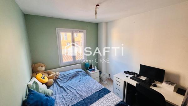 Maison de lotissement T4 79 m2 avec jardin et garage