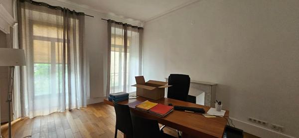 Bureau à louer à Privas (07000)