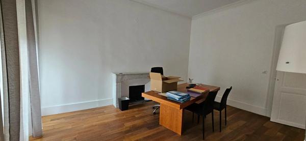 Bureau à louer à Privas (07000)