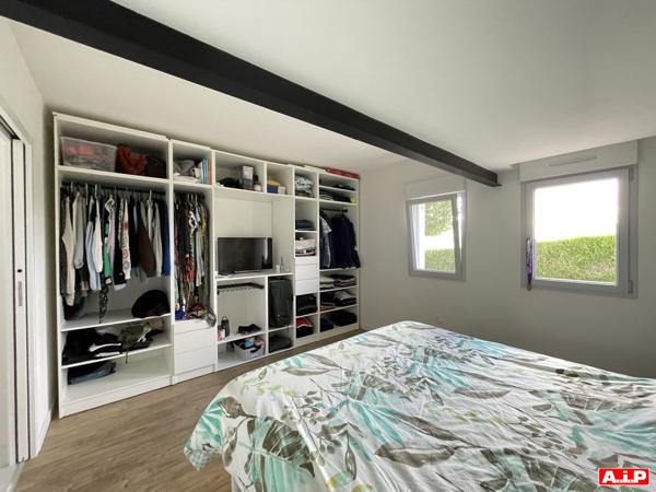 PLAIN-PIED RÉNOVÉ  – 4 CHAMBRES