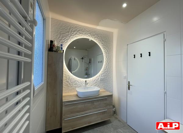 PLAIN-PIED RÉNOVÉ  – 4 CHAMBRES