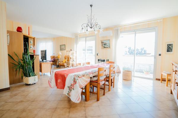 villa 3F Plain-pied avec grande pièce de vie