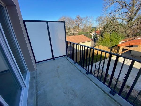 T3 à Saint Alban Dernier étage Dispositif Pinel