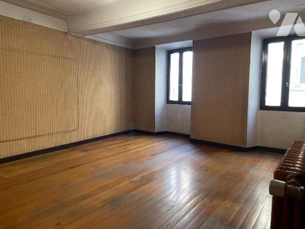 Appartement - 4 pièces - centre ville