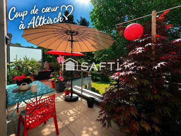 Appartement T4 en dernier étage avec un garage en sous sol et une cave