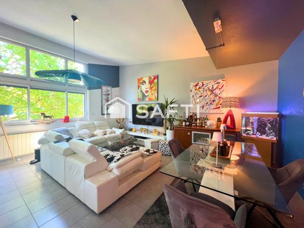 Appartement T4 en dernier étage avec un garage en sous sol et une cave