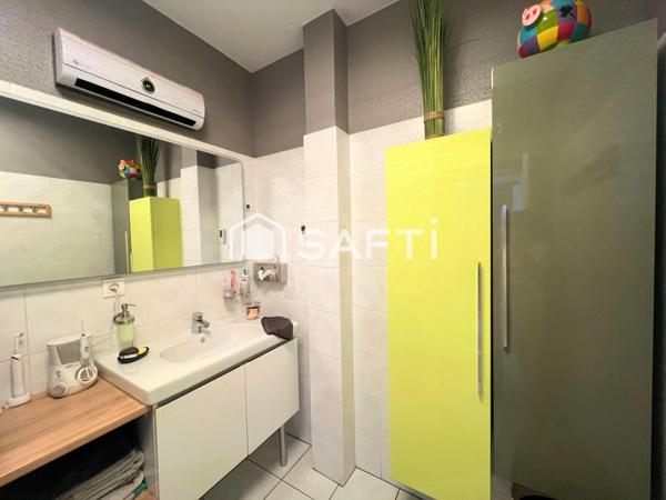 Appartement T4 en dernier étage avec un garage en sous sol et une cave