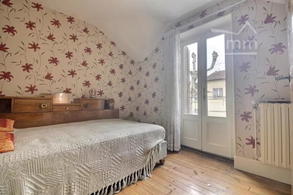 🏡 À vendre – Maison de caractère à Roussillon