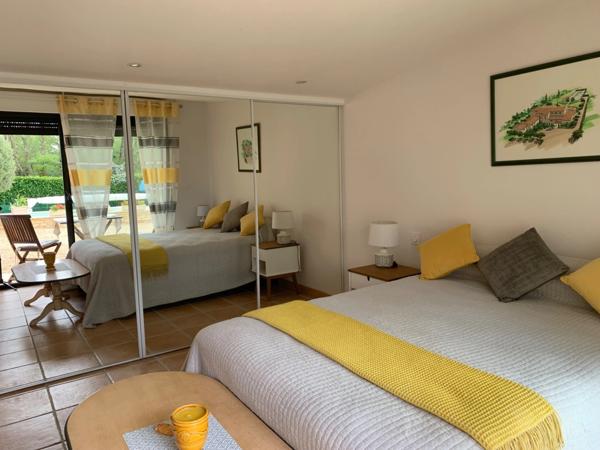 Bergerac Pécharmant – Maison en pierre avec piscine et jardin facile d’entretien