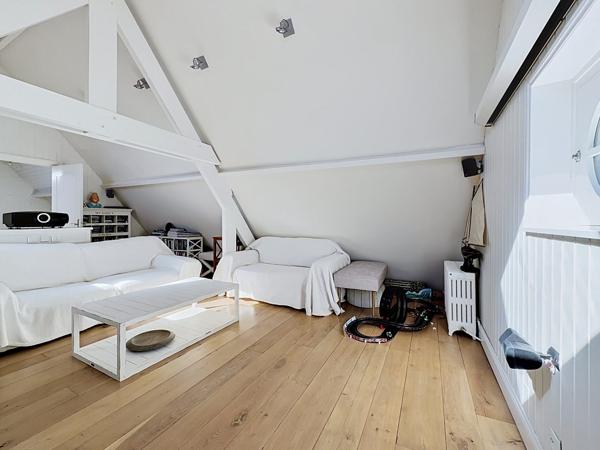 SUPERBE VILLA ENTIEREMENT REHABILITEE