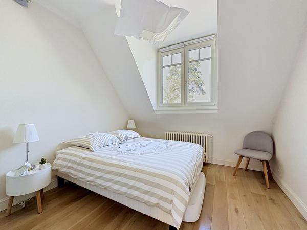 SUPERBE VILLA ENTIEREMENT REHABILITEE