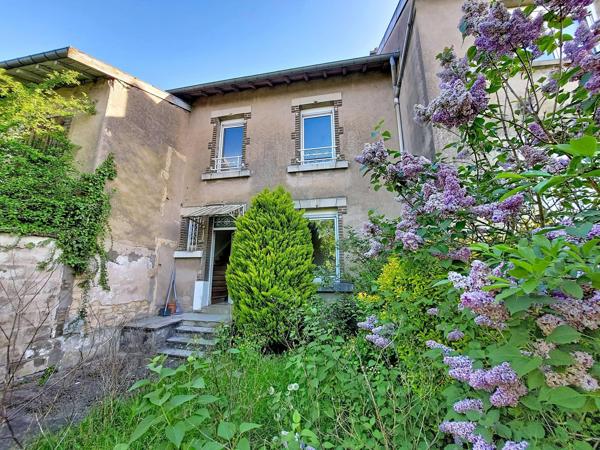 Maison de ville 2 chambres et jardin