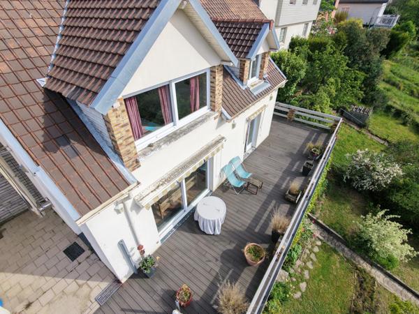 Maison à ROUEN, 76000 - 5 pièces 140m²