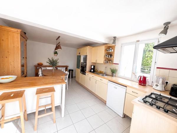 Maison à ROUEN, 76000 - 5 pièces 140m²