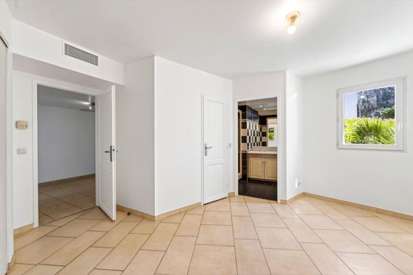 Vente Appartement de luxe Marseille 7 4 Pièces 115 m²