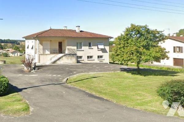 MARAMBAT Maison de 95m² + sous-sol entier sur terrain de 4145m².