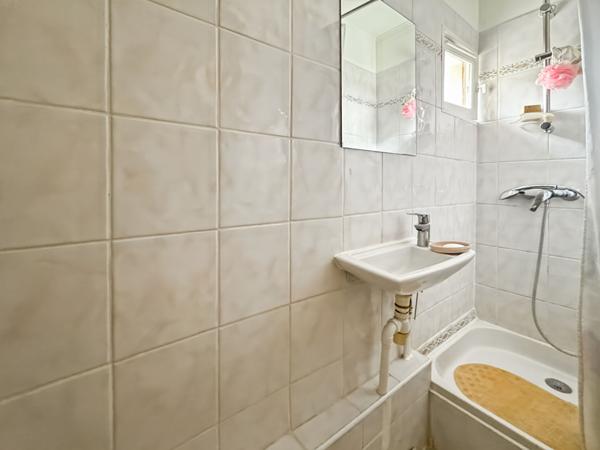 À VENDRE ? PAVILLON EN VIAGER OCCUPÉ ? MONTREUIL SECTEUR RUFFINS