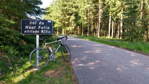 A 25 mn d'AUTUN - à ARLEUF (58) Maison de caractère avec garage et cour.