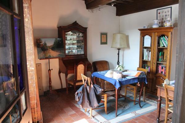 A 25 mn d'AUTUN - à ARLEUF (58) Maison de caractère avec garage et cour.